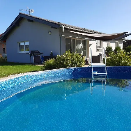 Prázdninový dům Ela *