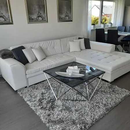 Prázdninový dům Ela *